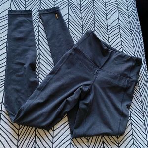 **SOLD** lucy leggings